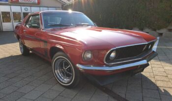 Ford Mustang voll
