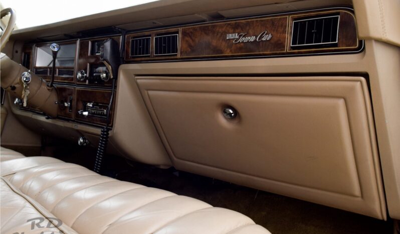 Lincoln Continental voll