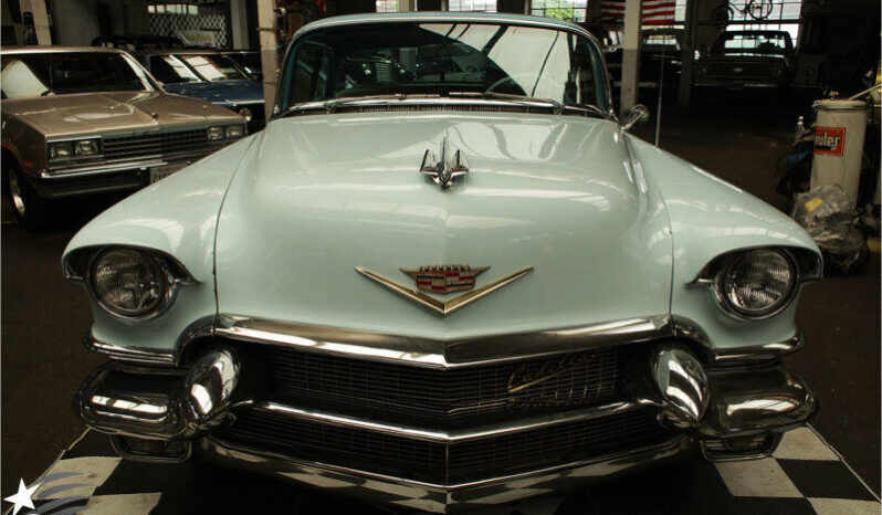 Cadillac Coupe De Ville voll