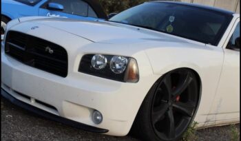 Dodge Charger voll