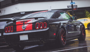 Ford Mustang GT voll