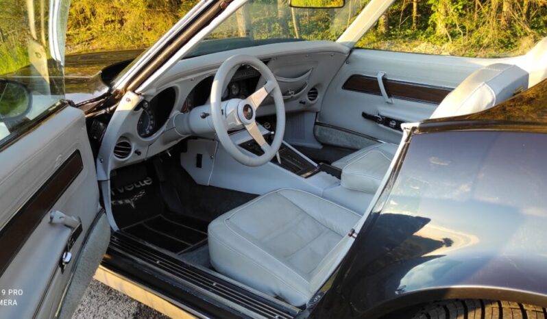 Chevrolet Corvette C3 Stingray voll