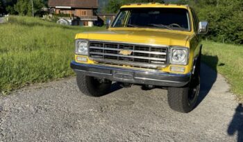 Chevrolet Suburban K10 voll