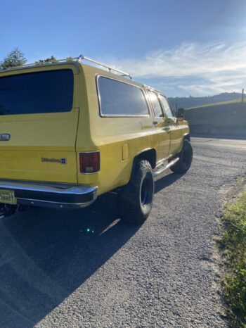 Chevrolet Suburban K10 voll