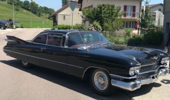 Cadillac Coupe De Ville voll