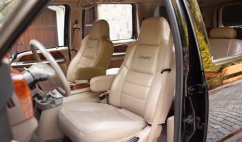 Ford Excursion voll
