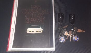Oldsmobile Cutlass Supreme voll