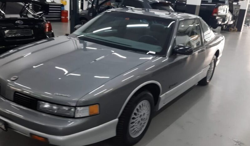 Oldsmobile Cutlass Supreme voll