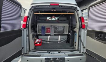 GMC Savana V8 High Top voll