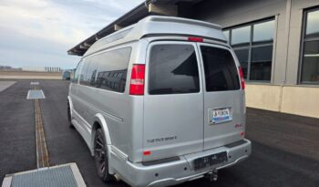 GMC Savana V8 High Top voll