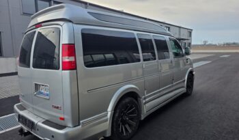 GMC Savana V8 High Top voll