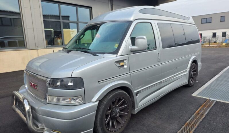 GMC Savana V8 High Top voll