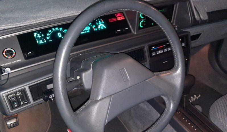 Oldsmobile Cutlass Supreme voll