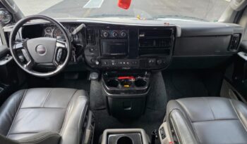 GMC Savana V8 High Top voll