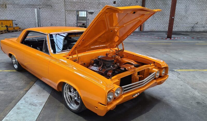 Oldsmobile F85 Cutlass voll