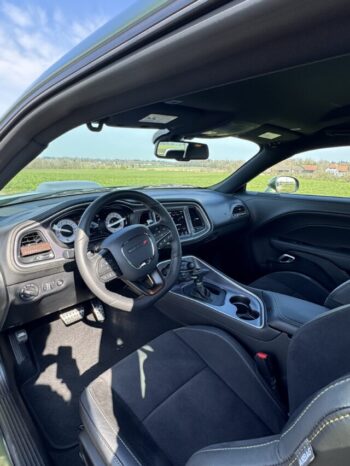 Dodge Challenger voll