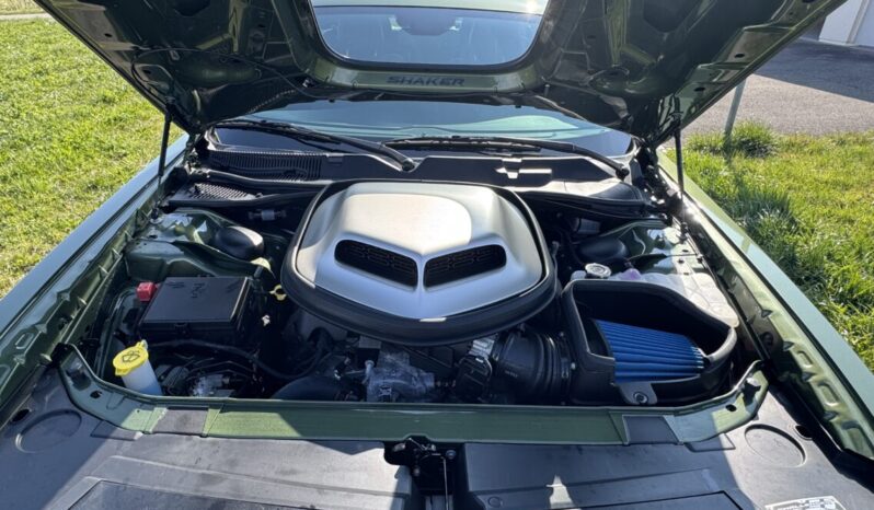 Dodge Challenger voll