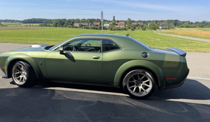 Dodge Challenger voll