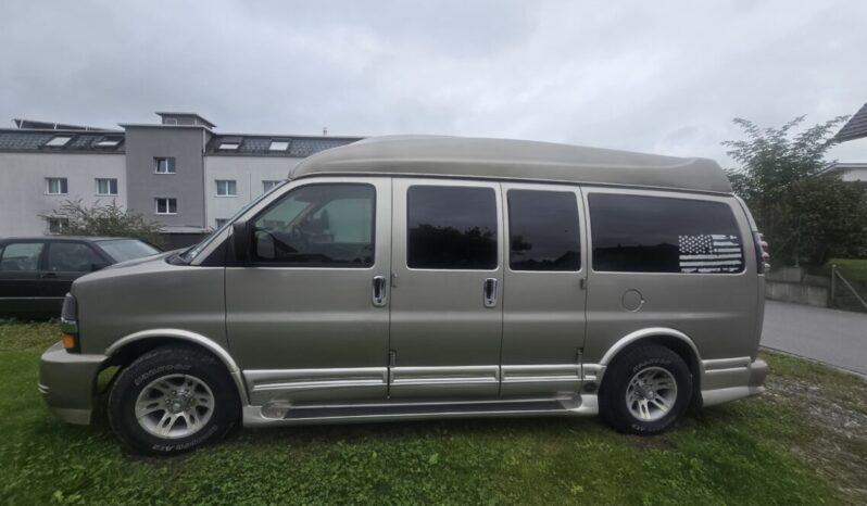 Chevrolet Express voll
