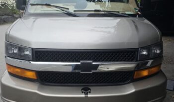 Chevrolet Express voll