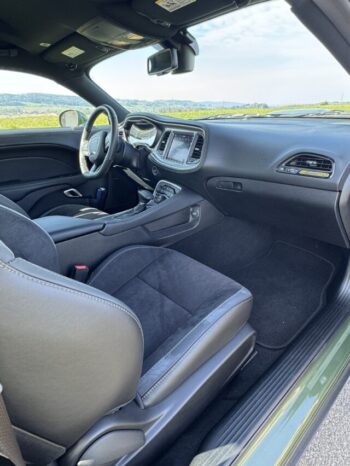 Dodge Challenger voll